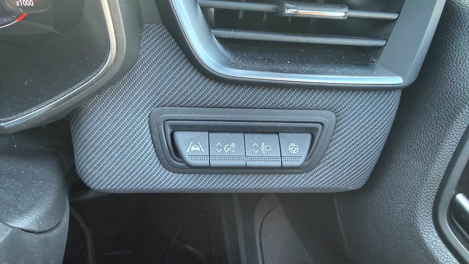 Used Renault Clio for sale - 77862202: Photo 16