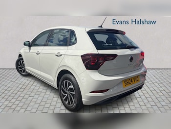 Used Volkswagen Polo 2024 for sale - 79027769: Photo