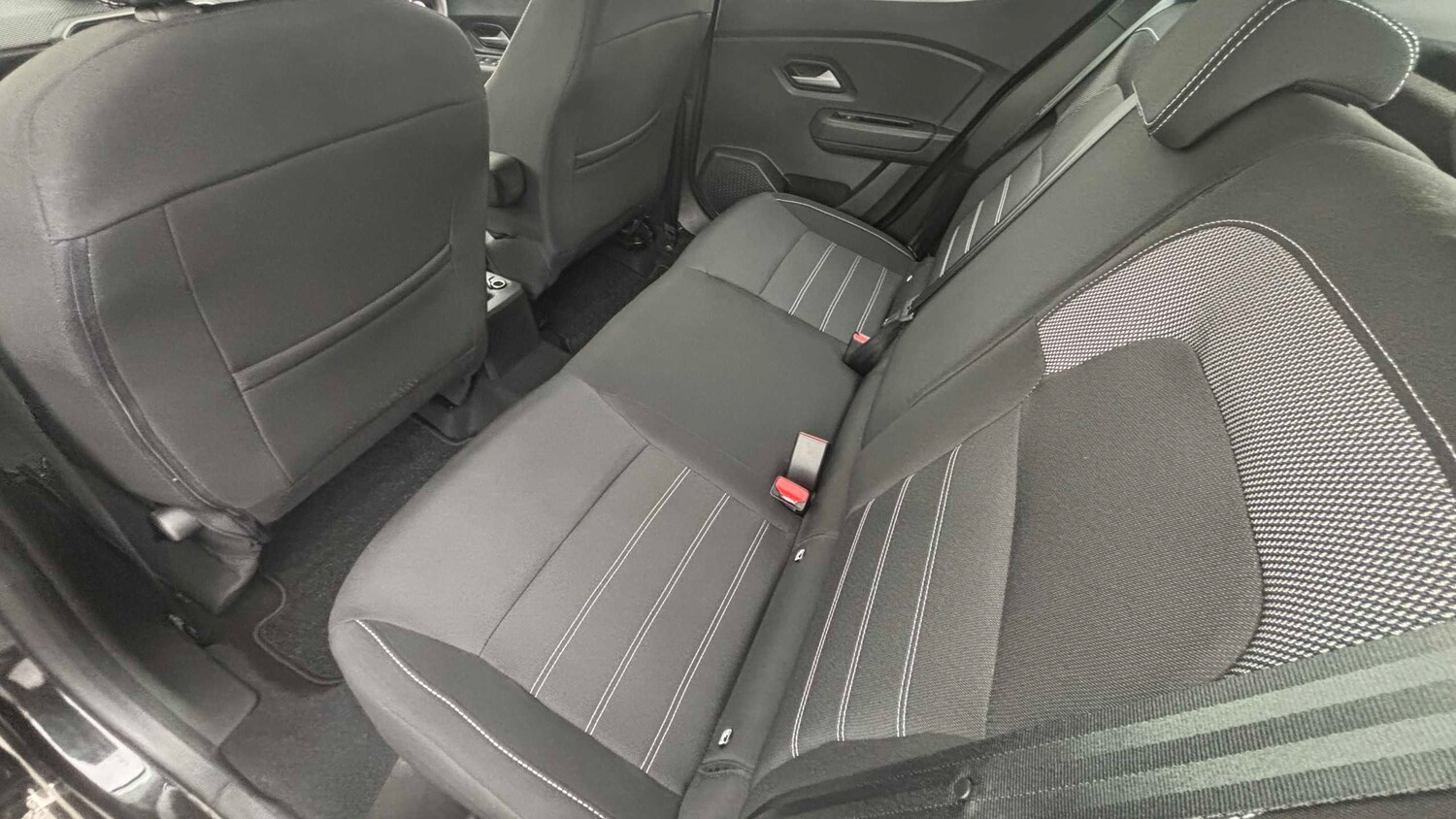 Used Dacia Sandero 2023 for sale - 77857892: Photo 12