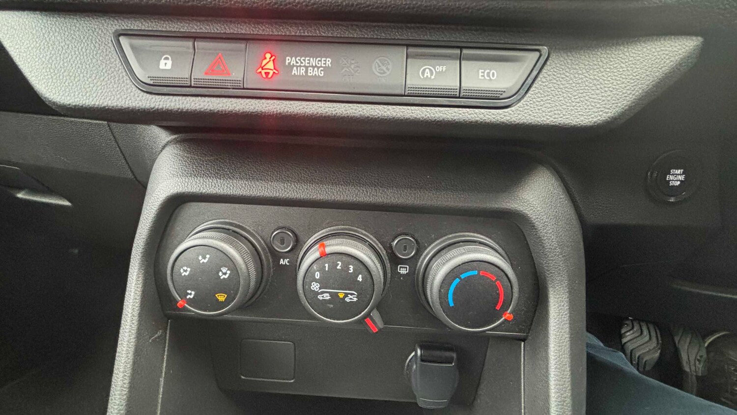 Used Dacia Sandero 2023 for sale - 77857892: Photo 24