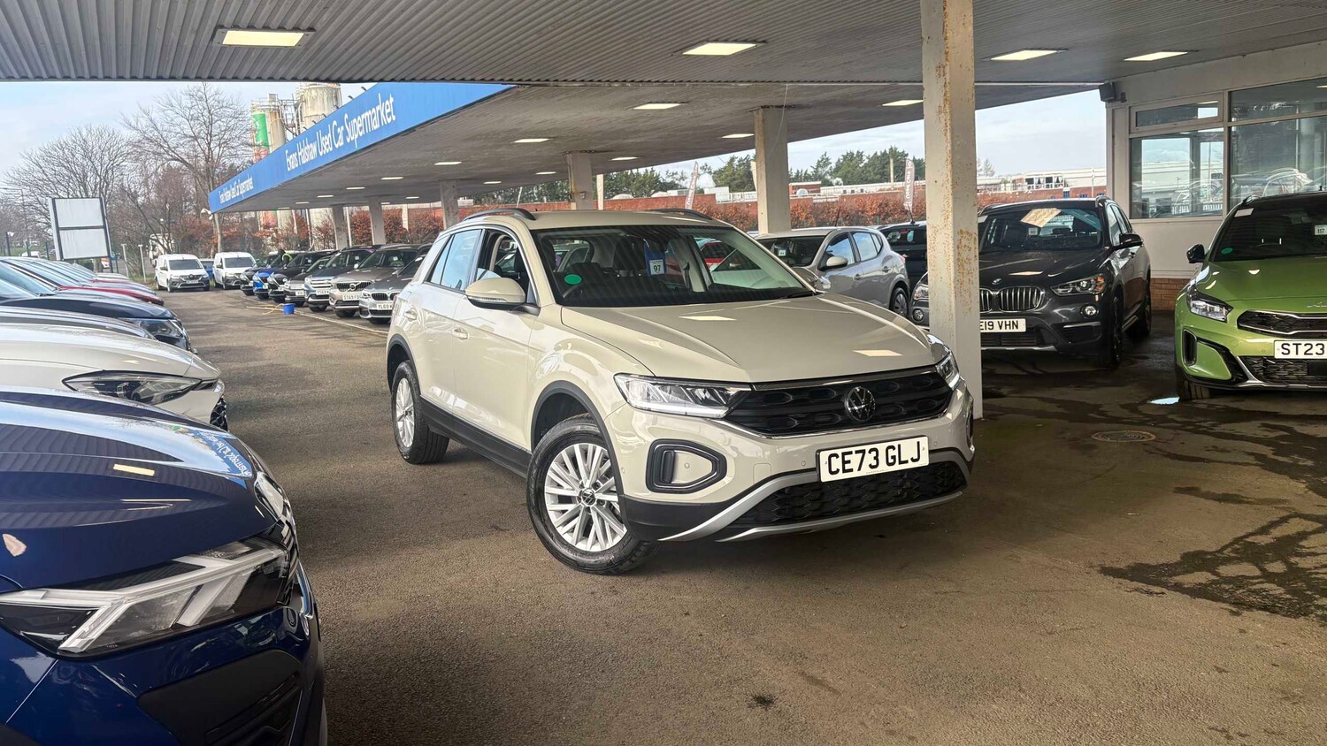 Used Volkswagen T-Roc for sale - 77858685: Photo 6