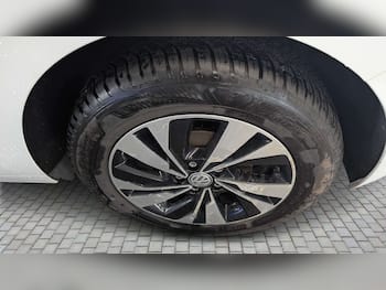 Used Volkswagen Polo 2018 for sale - 79702460: Photo