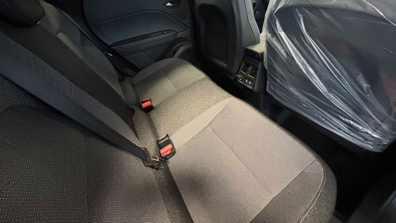 Used Renault Captur for sale - 77860828: Photo 8