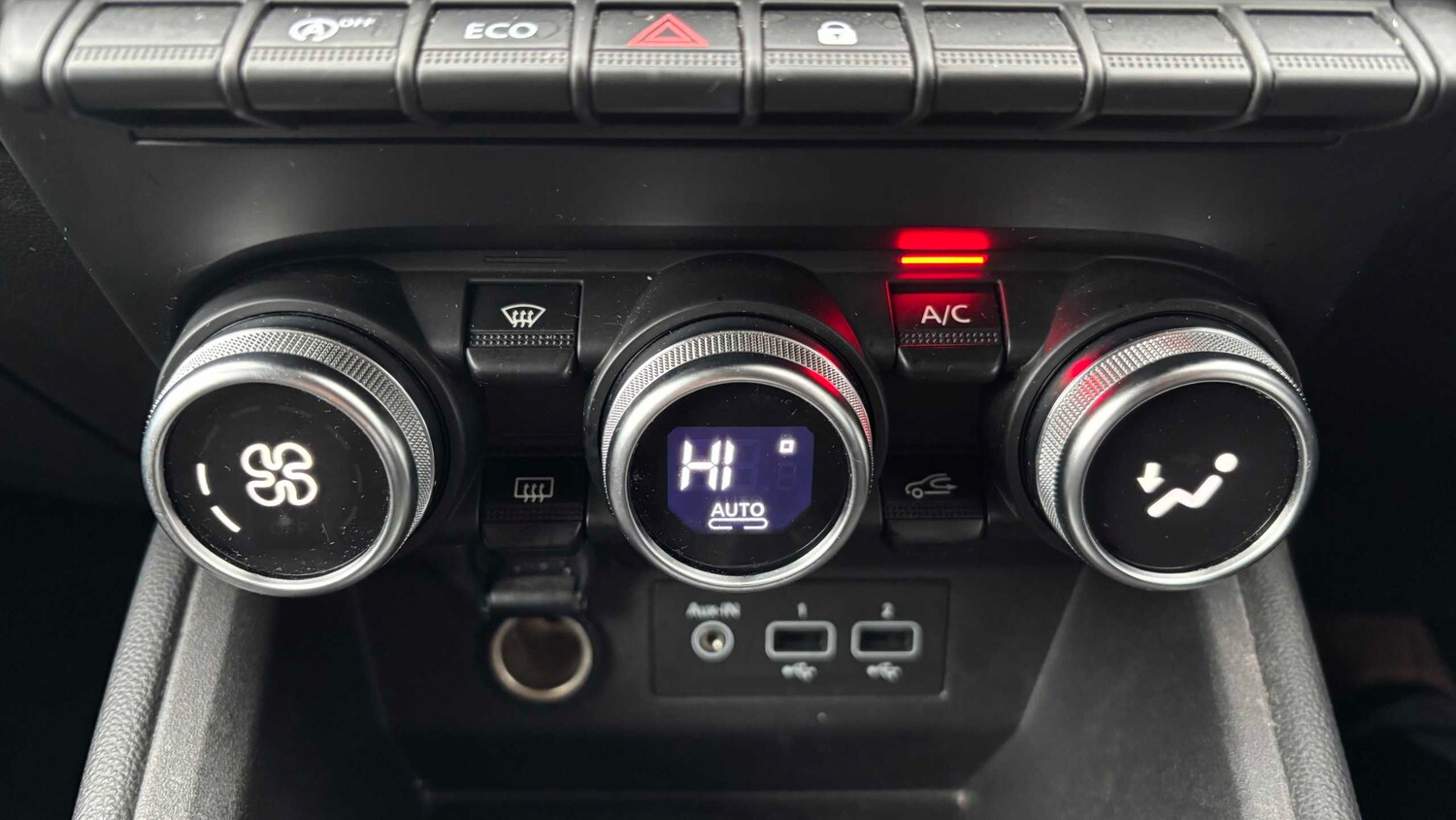 Used Renault Clio 2019 for sale - 77857964: Photo 17