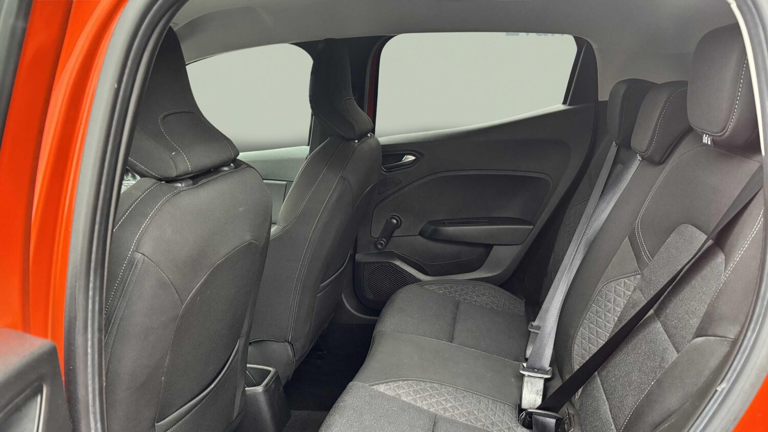 Used Renault Clio 2019 for sale - 77857964: Photo 8