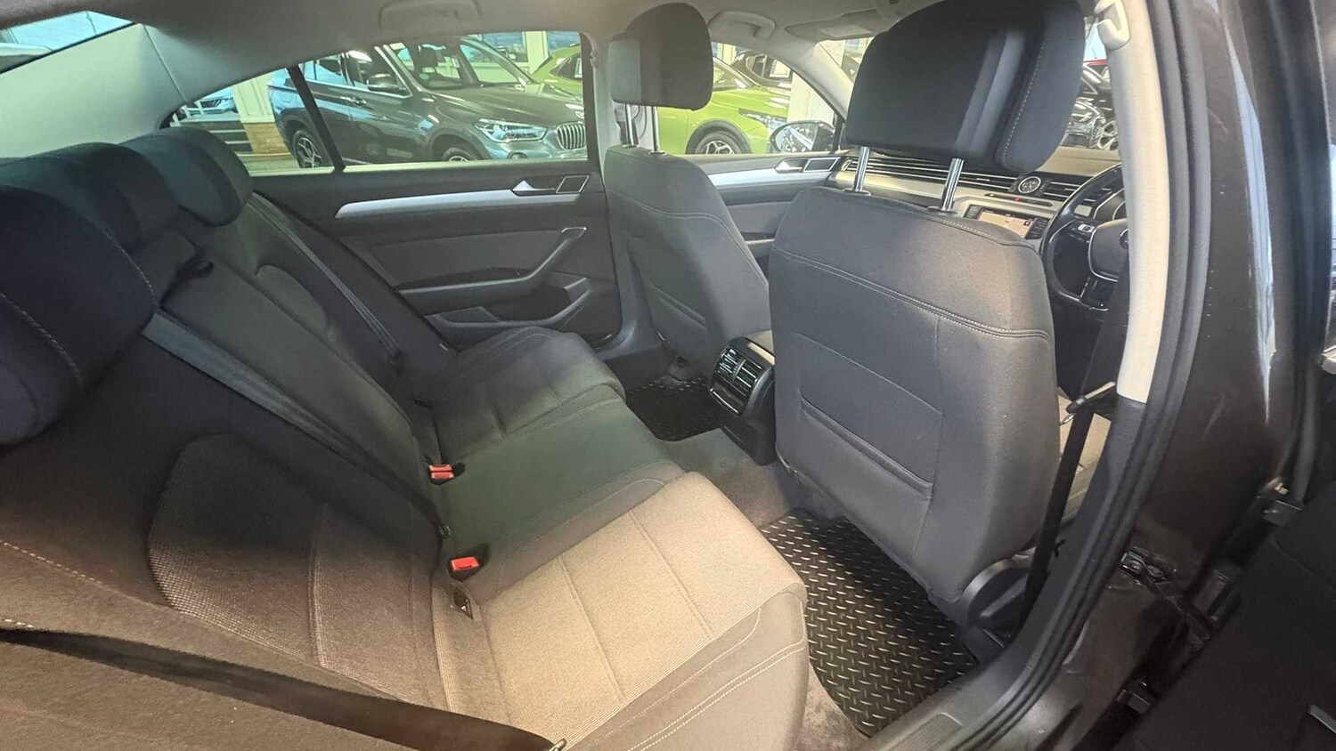 Used Volkswagen Passat for sale - 77861379: Photo 12