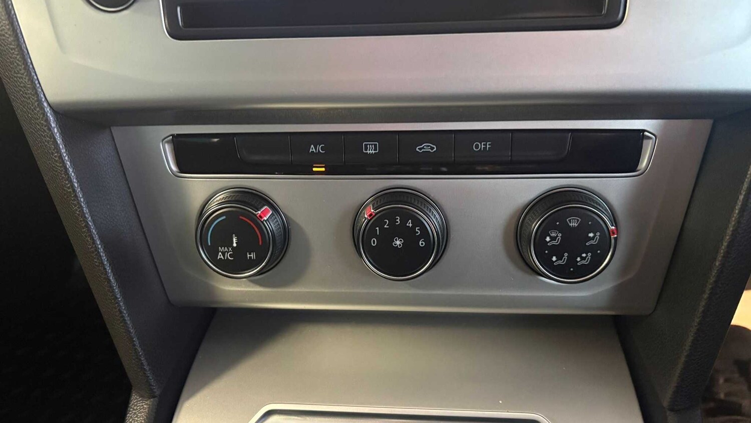 Used Volkswagen Passat for sale - 77861379: Photo 21