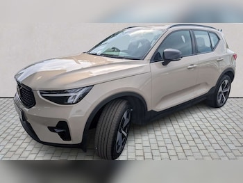 Used Volvo XC40 2025 for sale - 79486482: Photo
