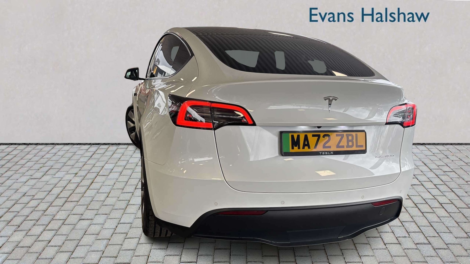 Used Tesla Model Y 2022 for sale - 77857010: Photo 2