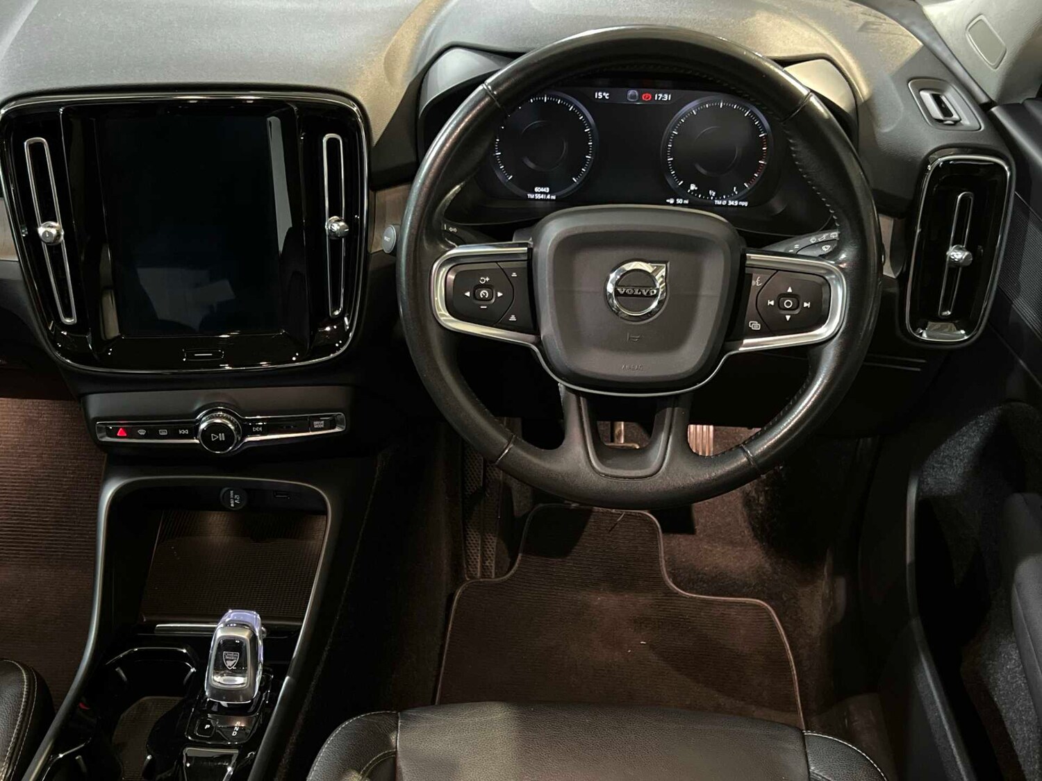 Used Volvo XC40 for sale - 77858286: Photo 21