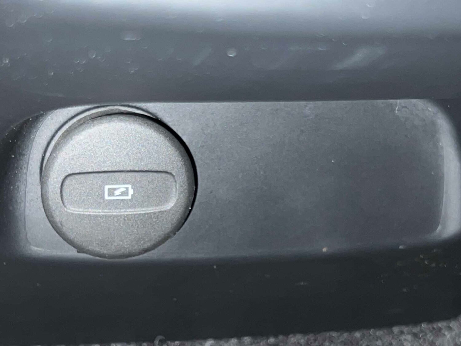 Used Volvo XC40 for sale - 77858286: Photo 23