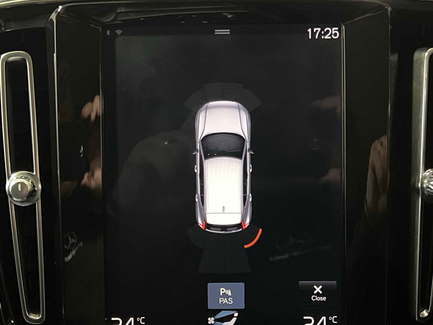 Used Volvo XC40 for sale - 77858286: Photo 4