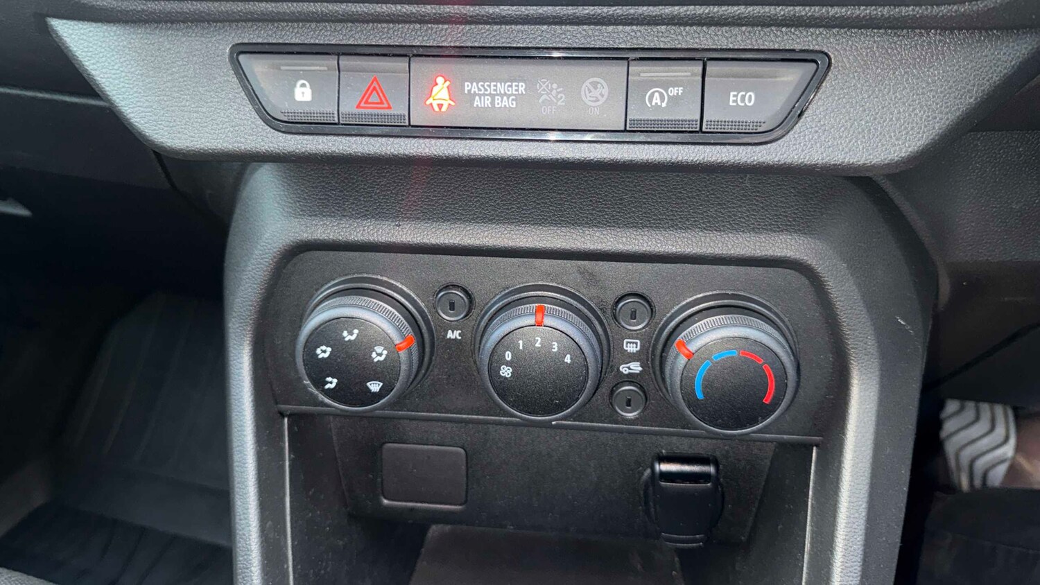 Used Dacia Sandero for sale - 77862364: Photo 21