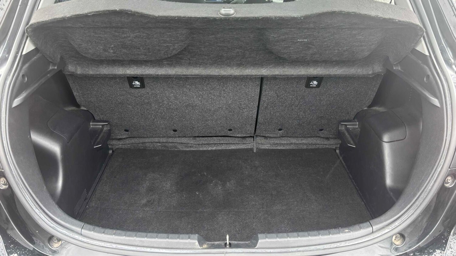 Used Toyota Yaris for sale - 77860448: Photo 11