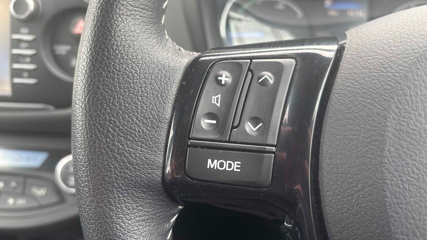 Used Toyota Yaris for sale - 77860448: Photo 23