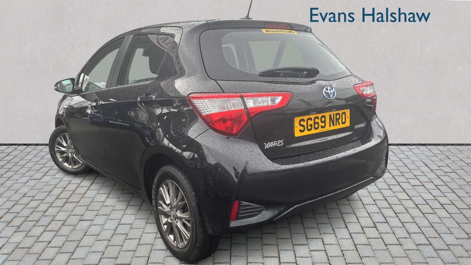 Used Toyota Yaris for sale - 77860448: Photo 6