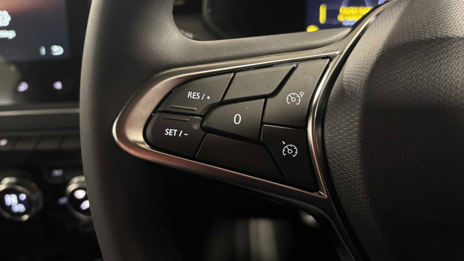 Used Renault Clio for sale - 77861594: Photo 18