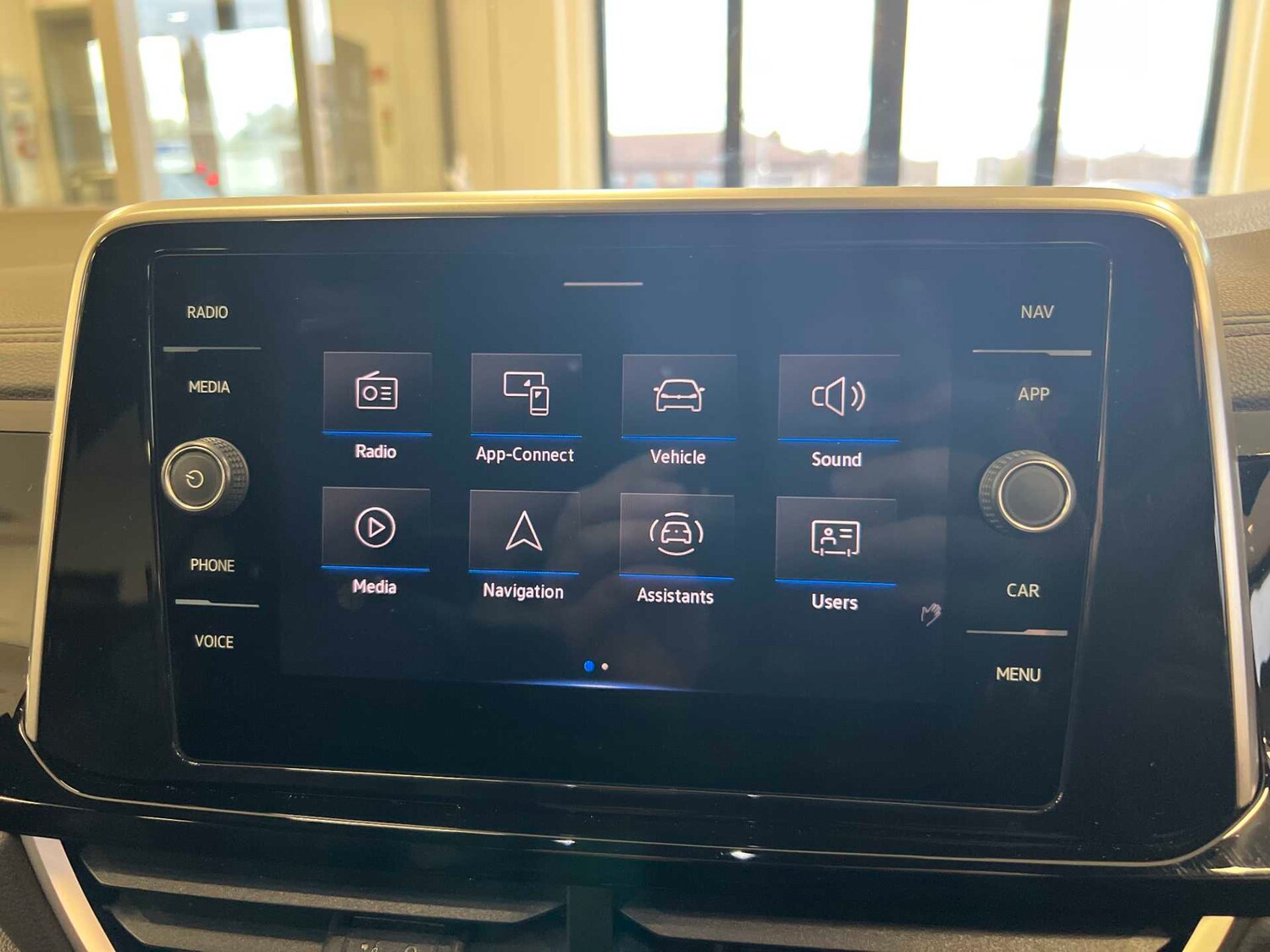 Used Volkswagen T-Roc for sale - 77861388: Photo 27