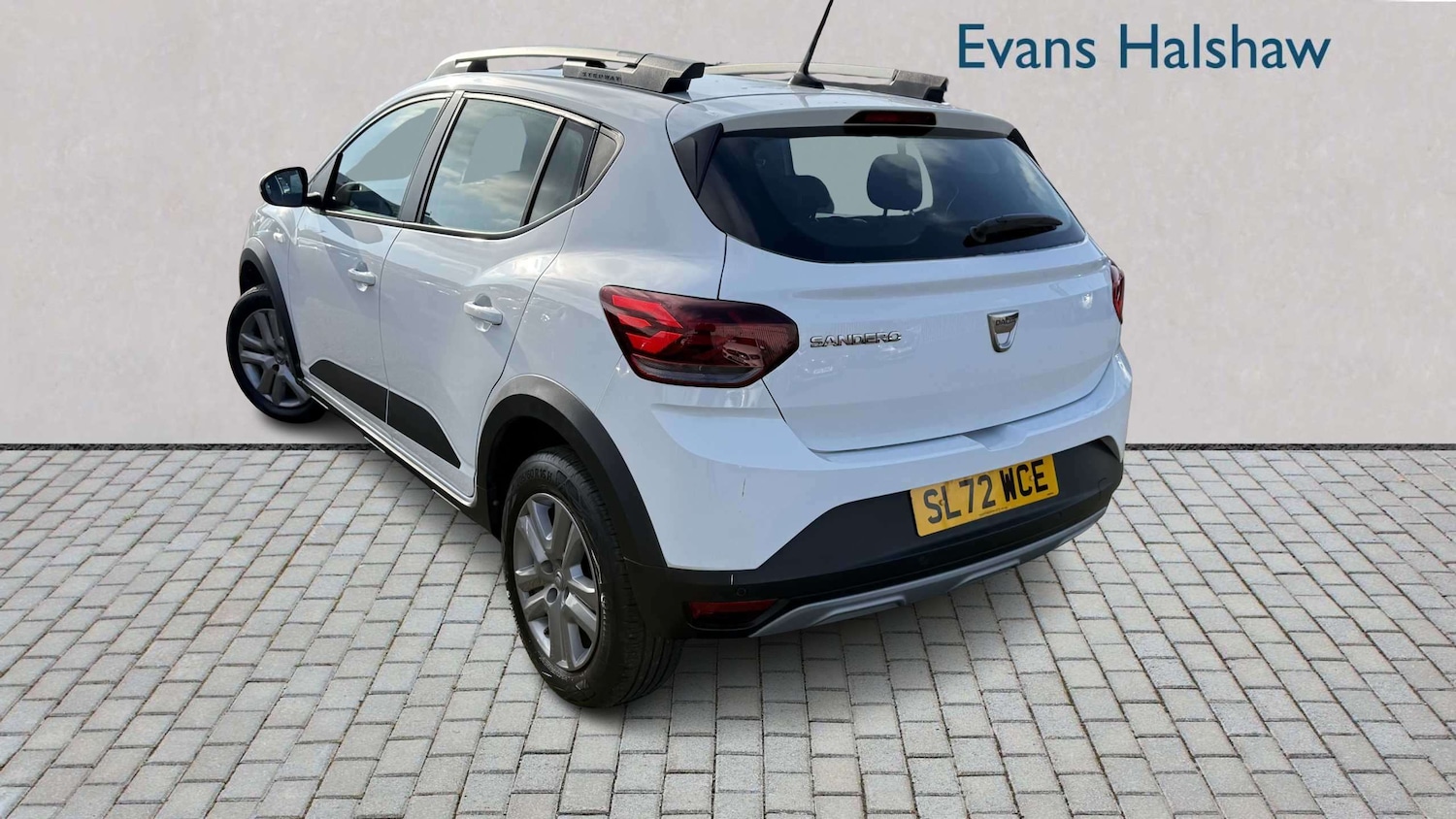 Used Dacia Sandero Stepway 2022 for sale - 77858307: Photo 2