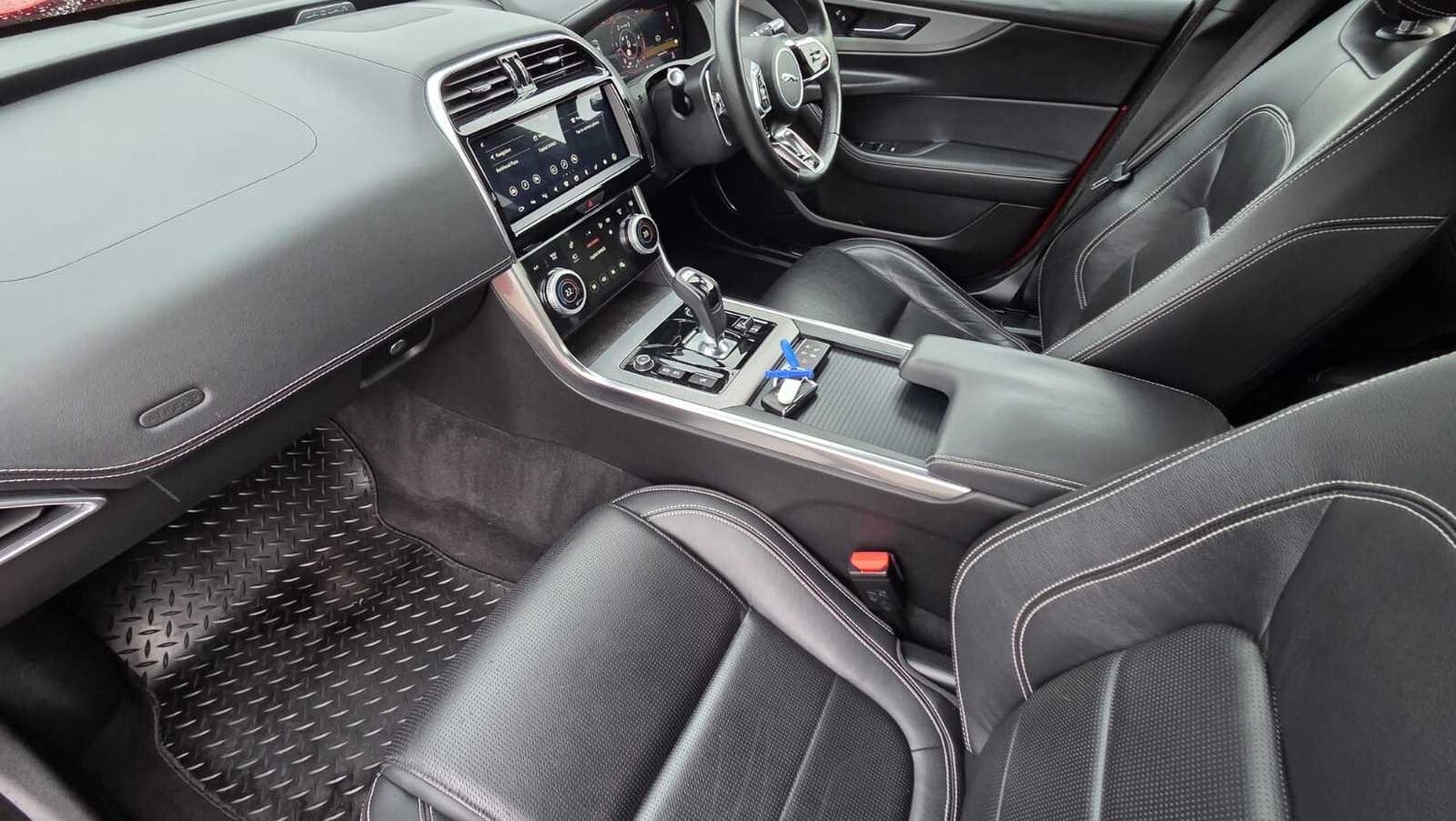 Used Jaguar XE for sale - 77857445: Photo 15