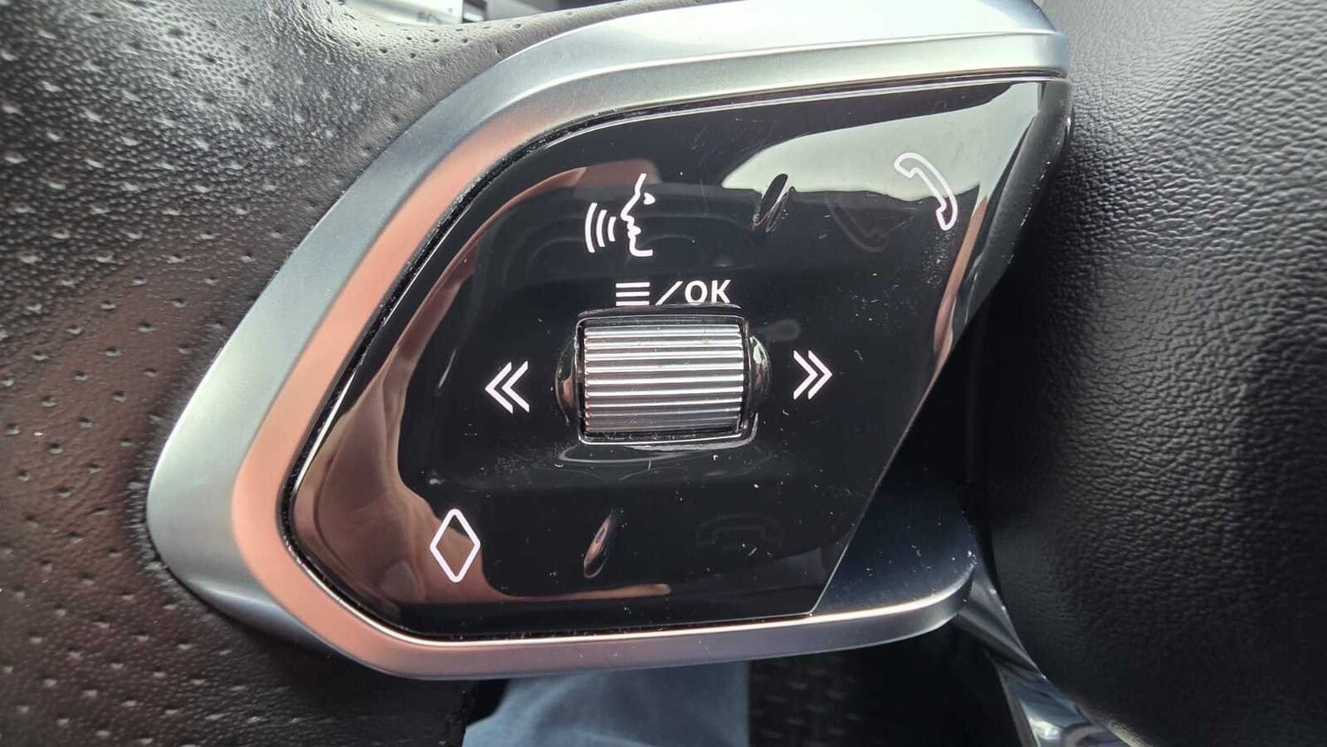 Used Jaguar XE for sale - 77857445: Photo 22