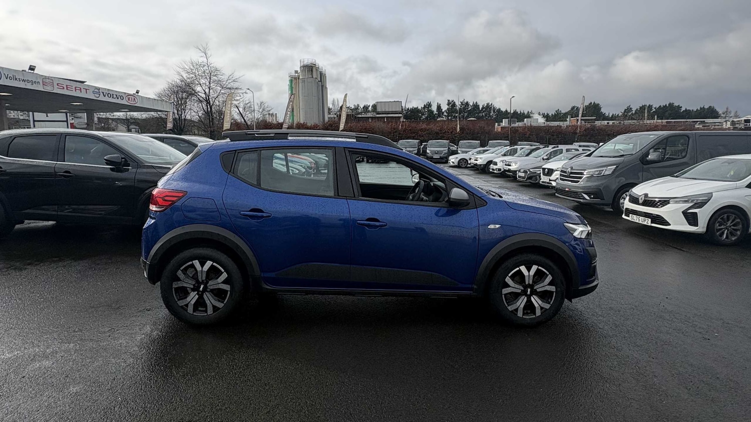 Used Dacia Sandero Stepway 2023 for sale - 77856796: Photo 2