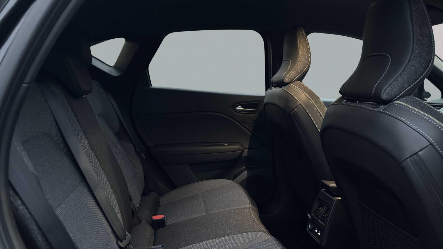 Used Renault Captur for sale - 77857147: Photo 10