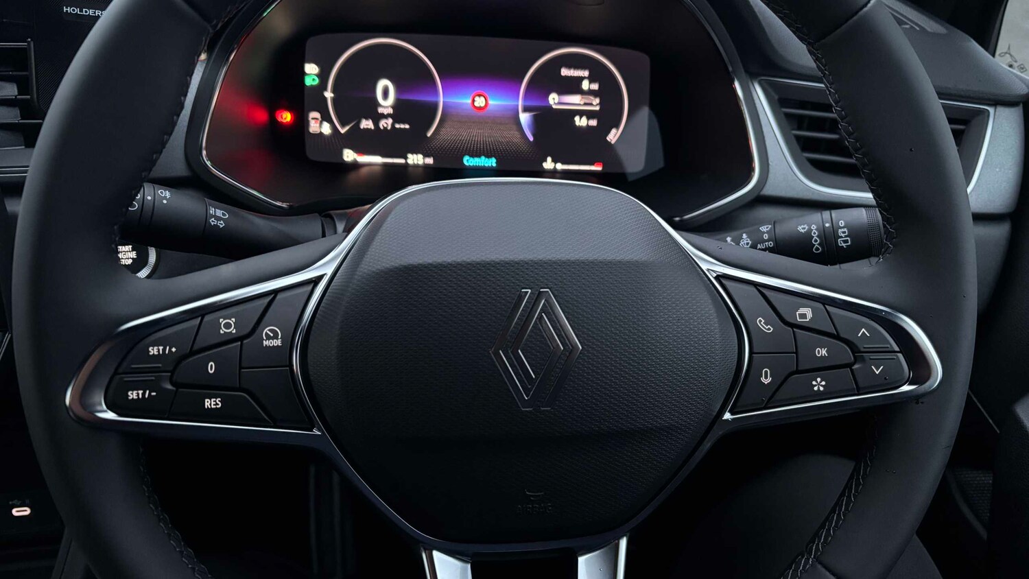 Used Renault Captur for sale - 77857147: Photo 15