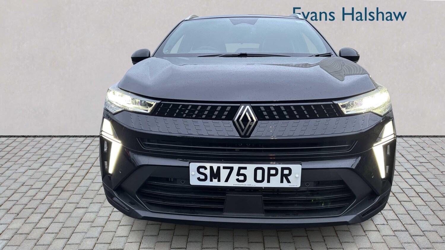 Used Renault Captur for sale - 77857147: Photo 5