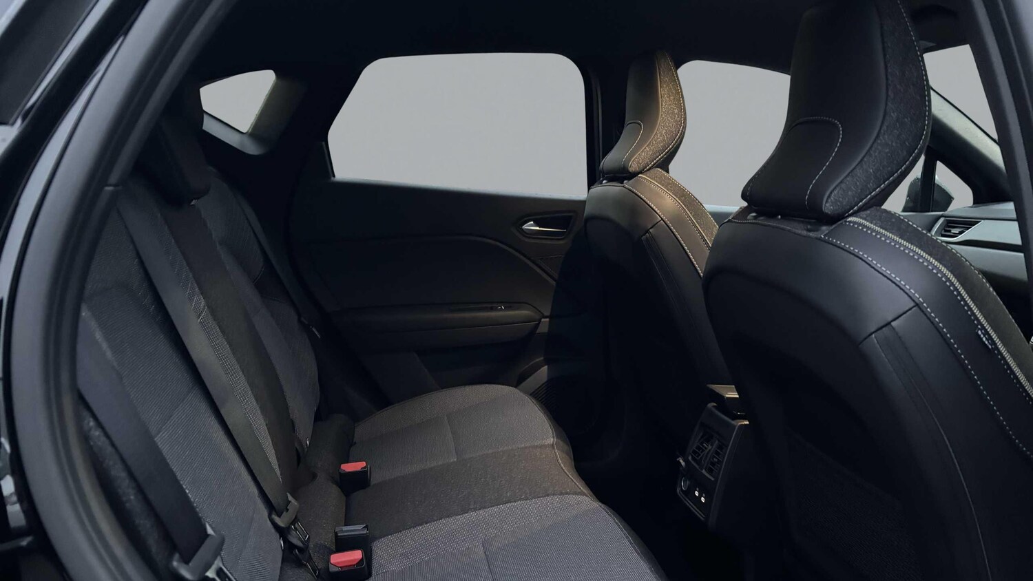 Used Renault Captur for sale - 77857147: Photo 9