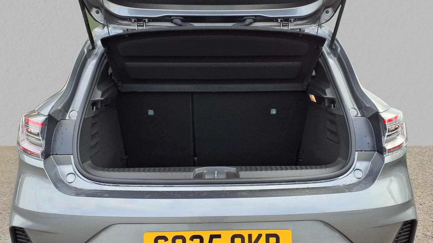 Used Renault Clio 2025 for sale - 77857079: Photo 14