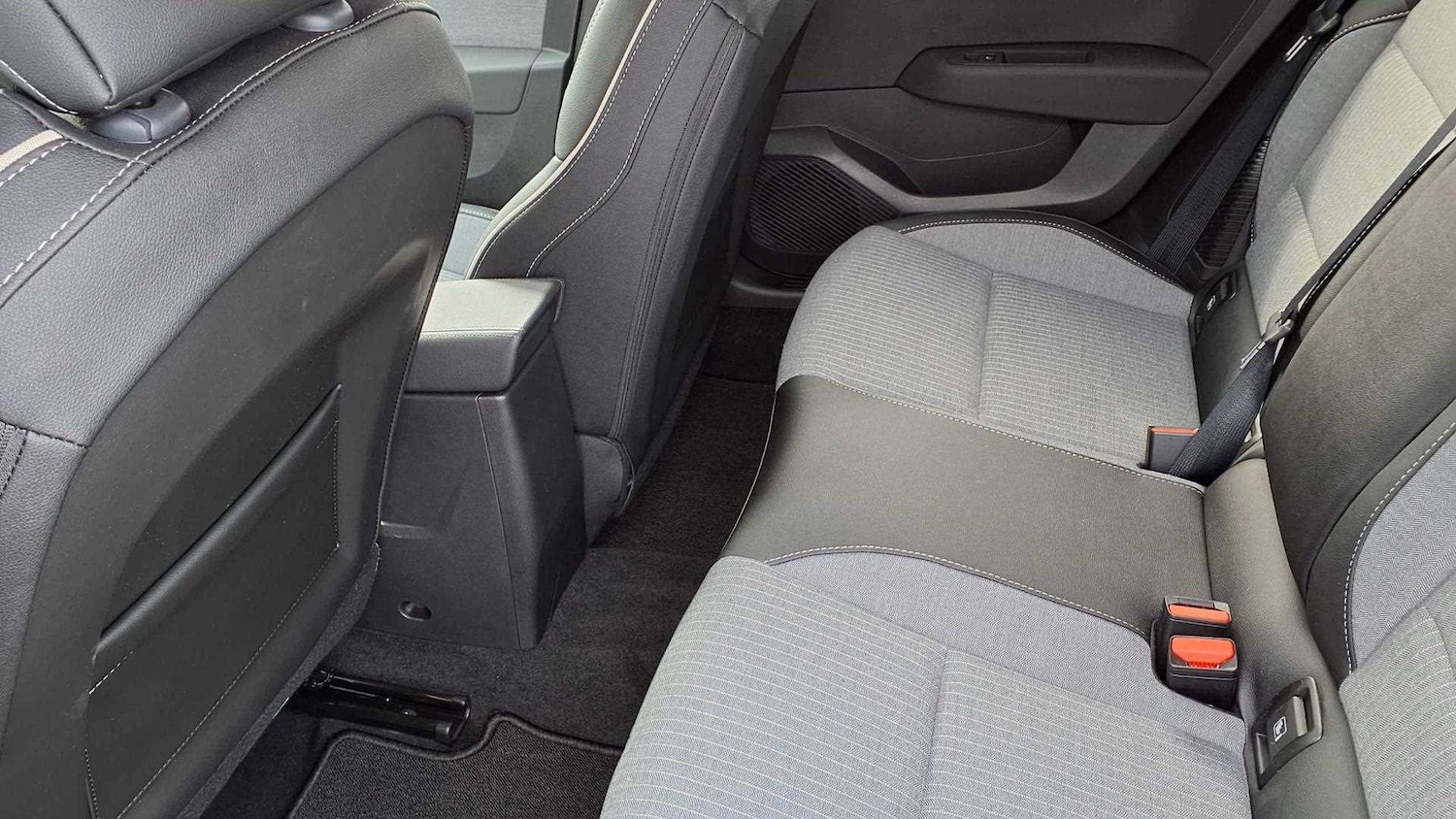 Used Renault Clio 2025 for sale - 77857079: Photo 18