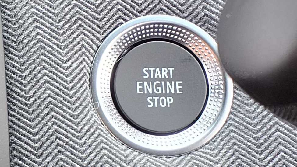 Used Renault Clio 2025 for sale - 77857079: Photo 28