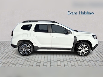 Used Dacia Duster 2023 for sale - 77861056: Photo