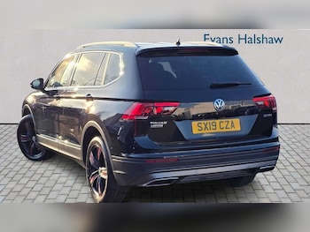 Used Volkswagen Tiguan Allspace 2019 for sale - 79282403: Photo