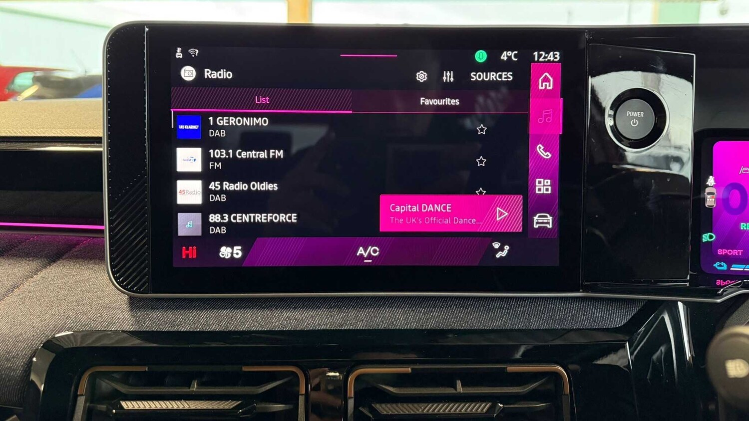 Used Renault 4 for sale - 77858125: Photo 19