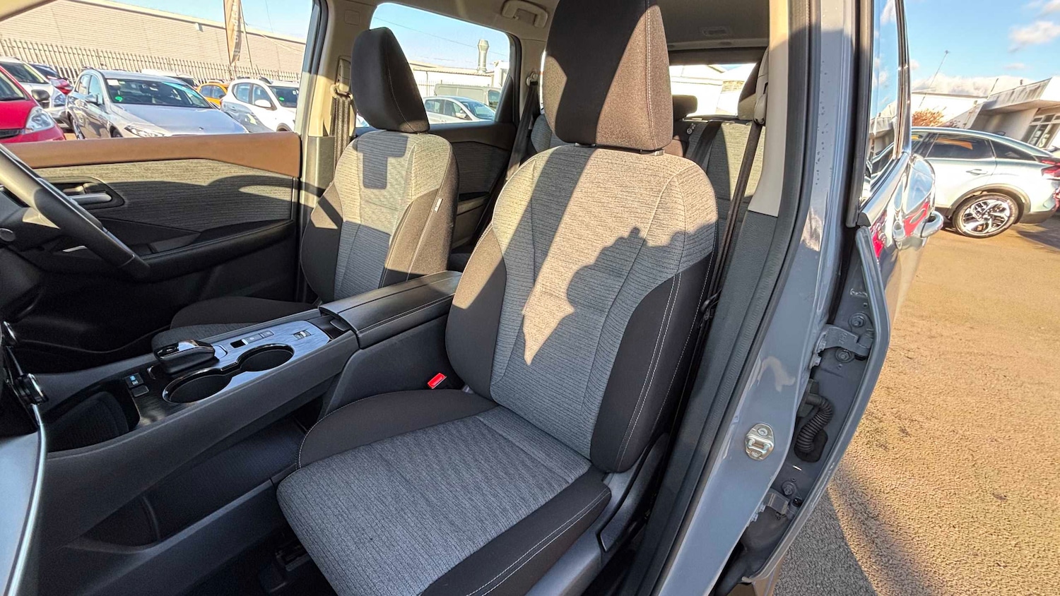 Used Nissan X-Trail for sale - 77860780: Photo 12