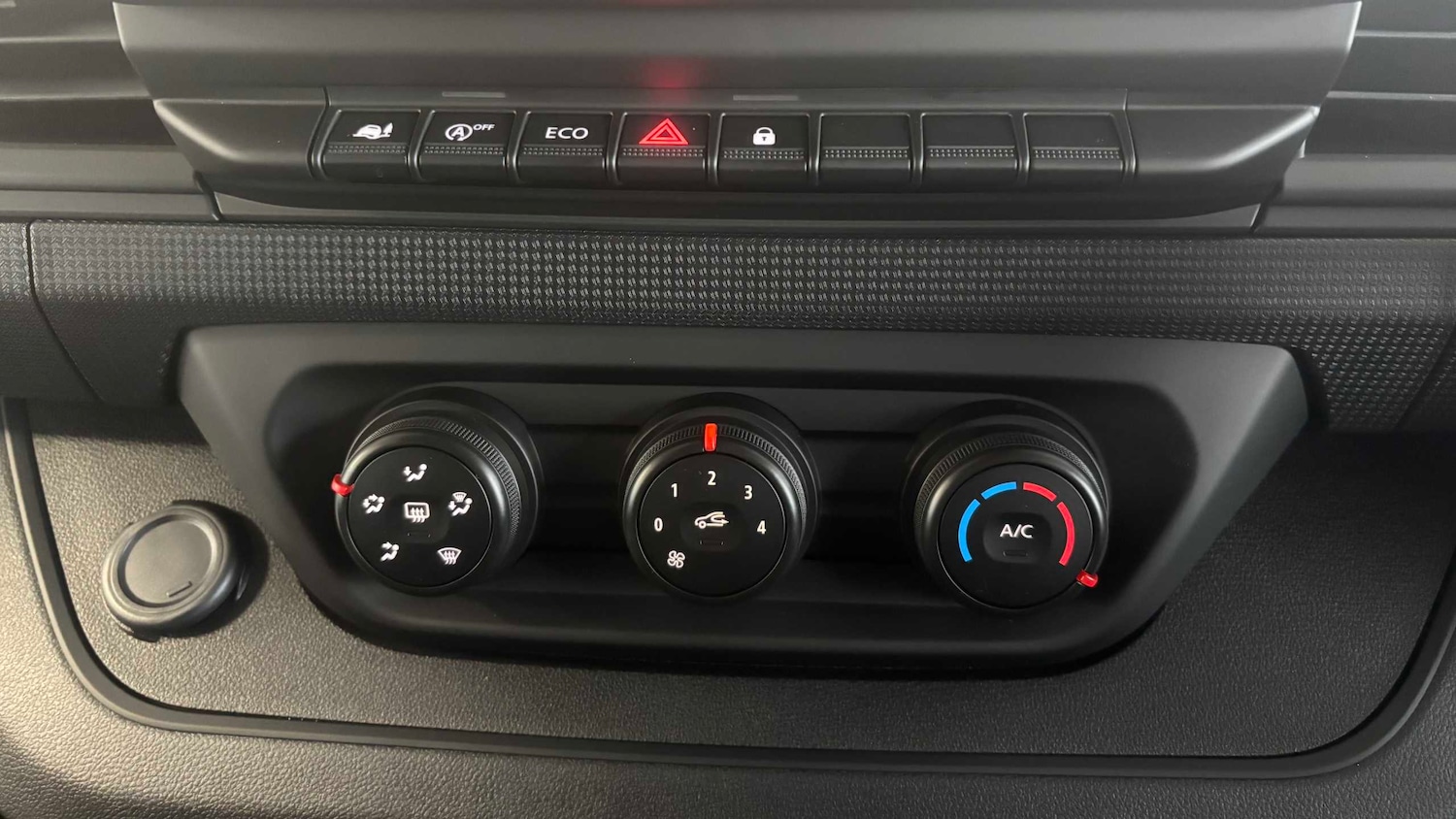 Used Renault Trafic for sale - 77860085: Photo 16