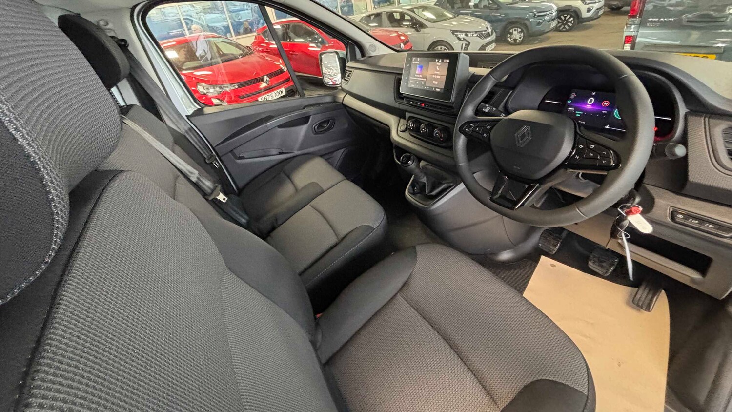 Used Renault Trafic for sale - 77860085: Photo 9