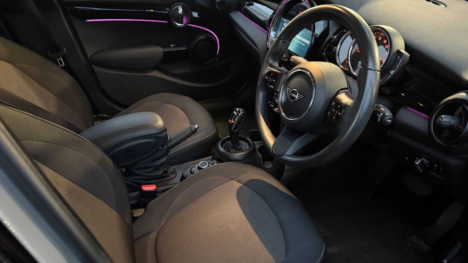 Used MINI Hatch 2022 for sale - 77856581: Photo 13