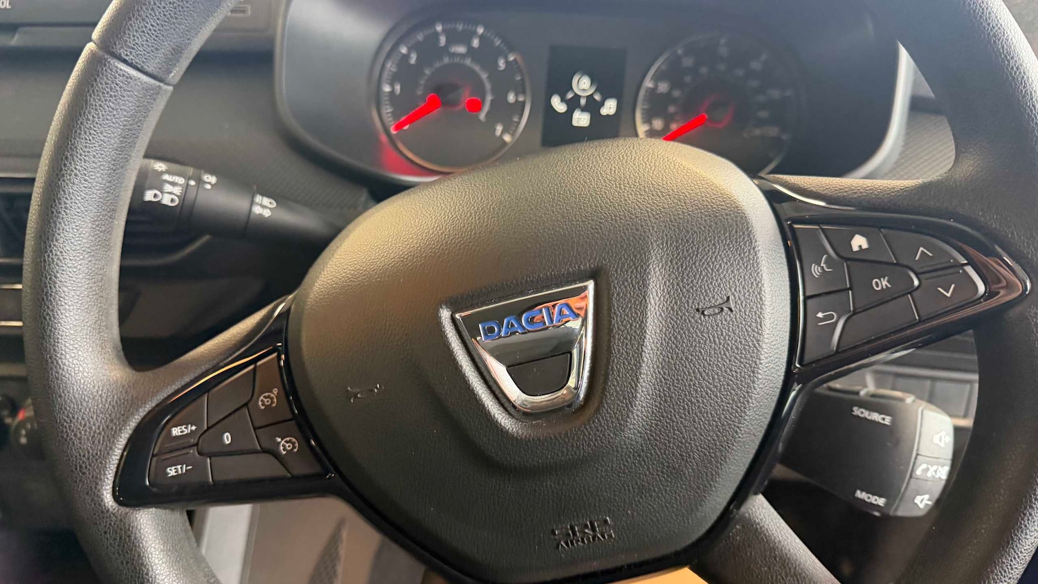 Used Dacia Sandero for sale - 77857387: Photo 14