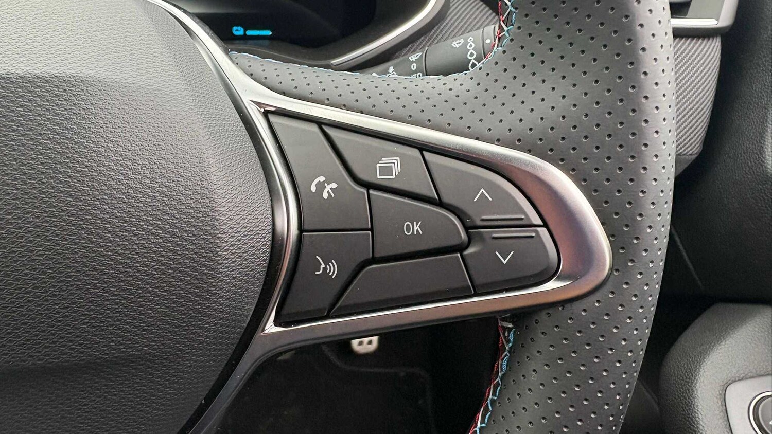 Used Renault Clio for sale - 77858665: Photo 18