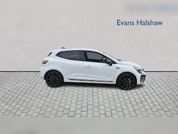 Used Renault Clio 2025 for sale - 77858665: Photo