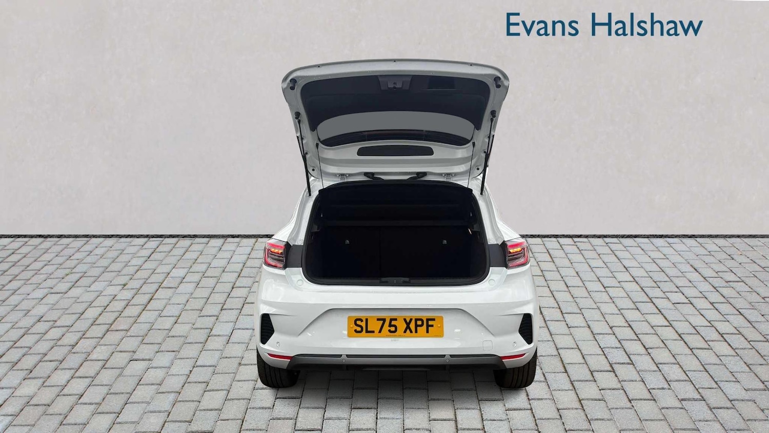 Used Renault Clio for sale - 77858665: Photo 7