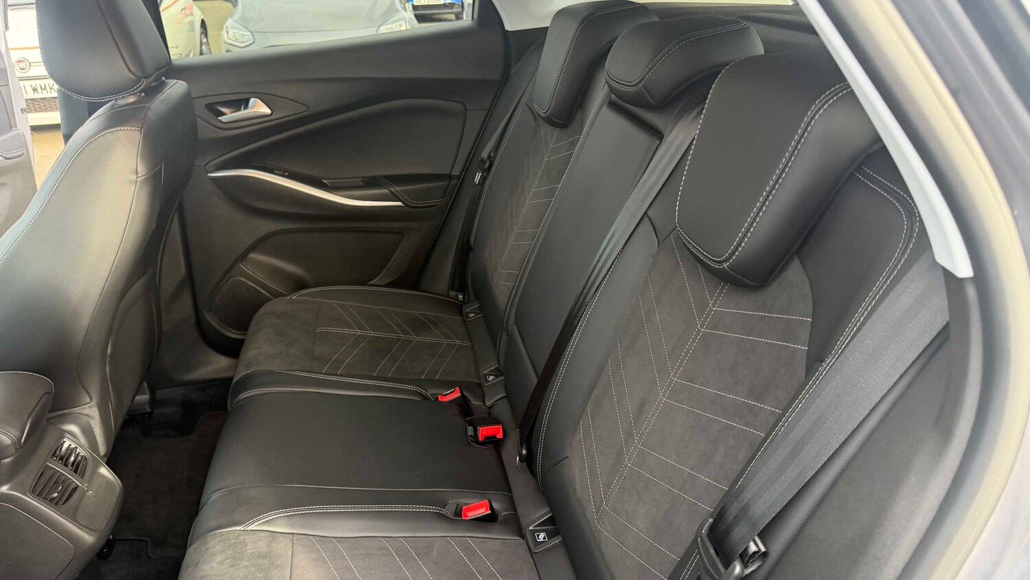 Used Vauxhall Grandland for sale - 77859555: Photo 10