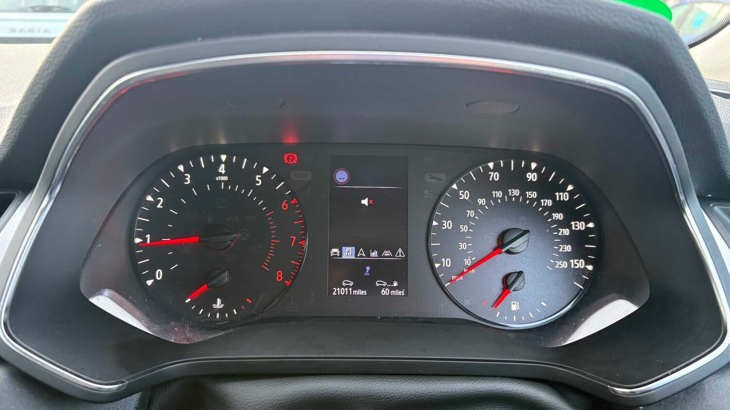 Used Renault Captur for sale - 77862610: Photo 13