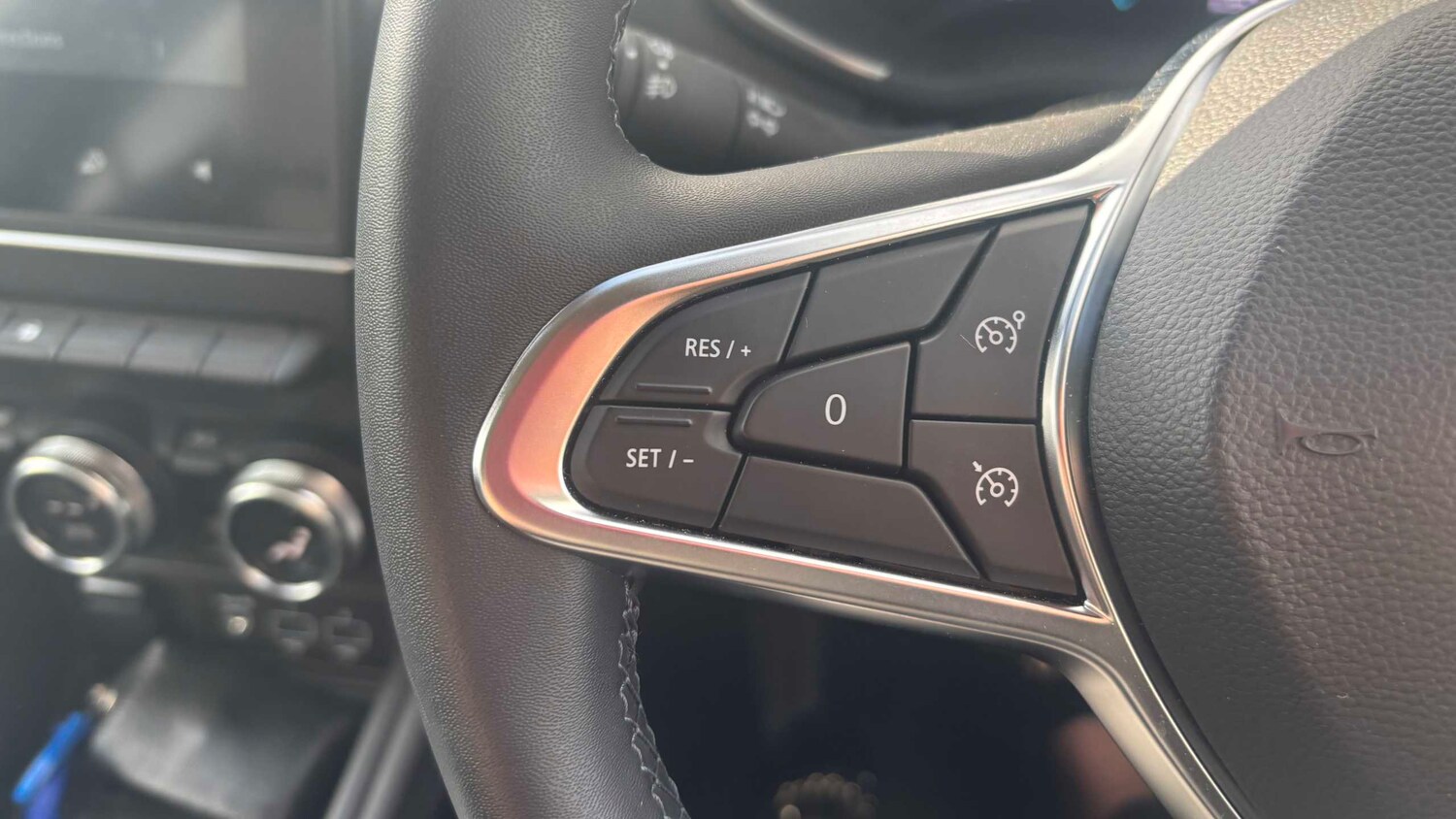 Used Renault Zoe for sale - 77861330: Photo 18