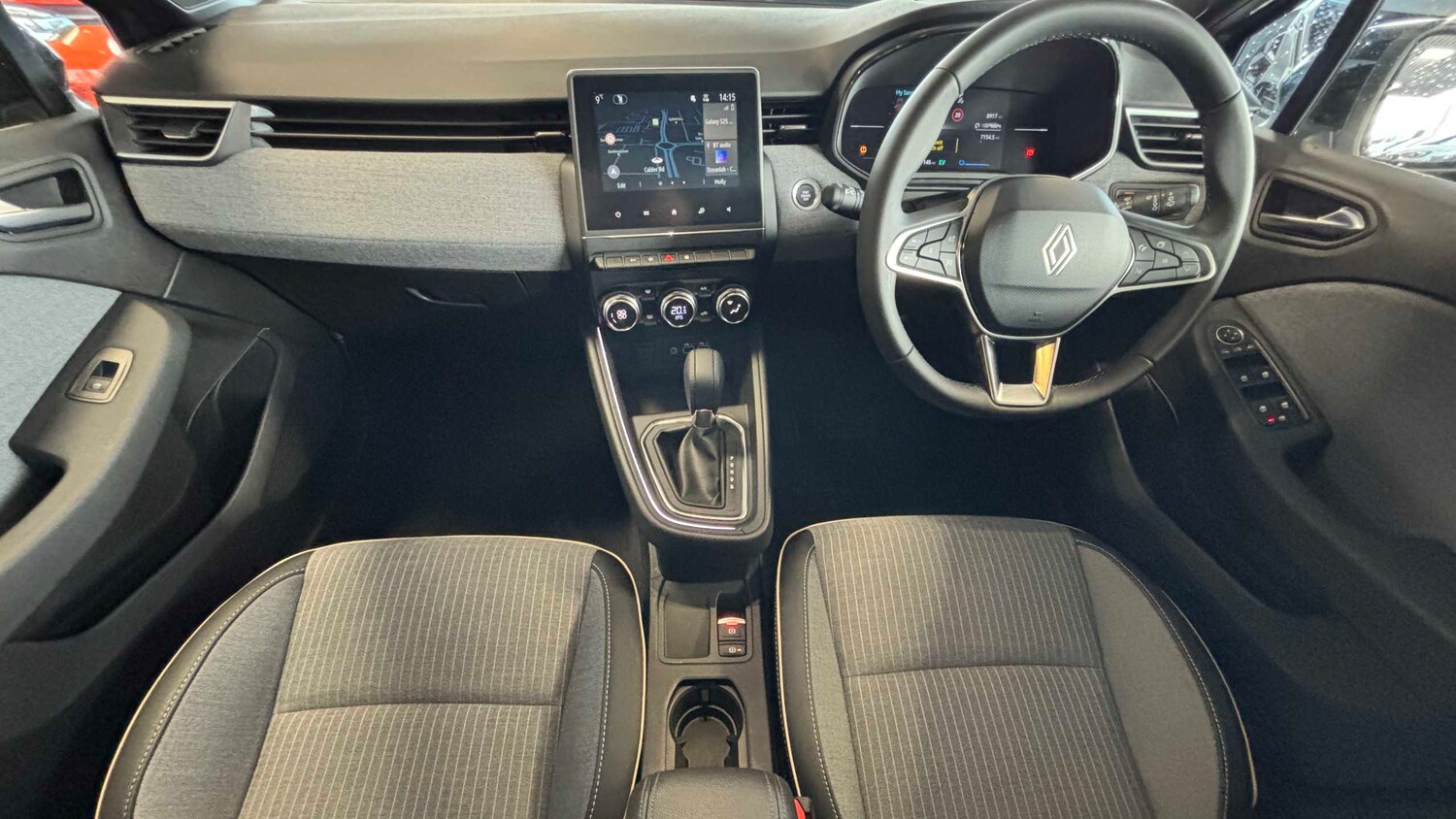 Used Renault Clio for sale - 77861578: Photo 17