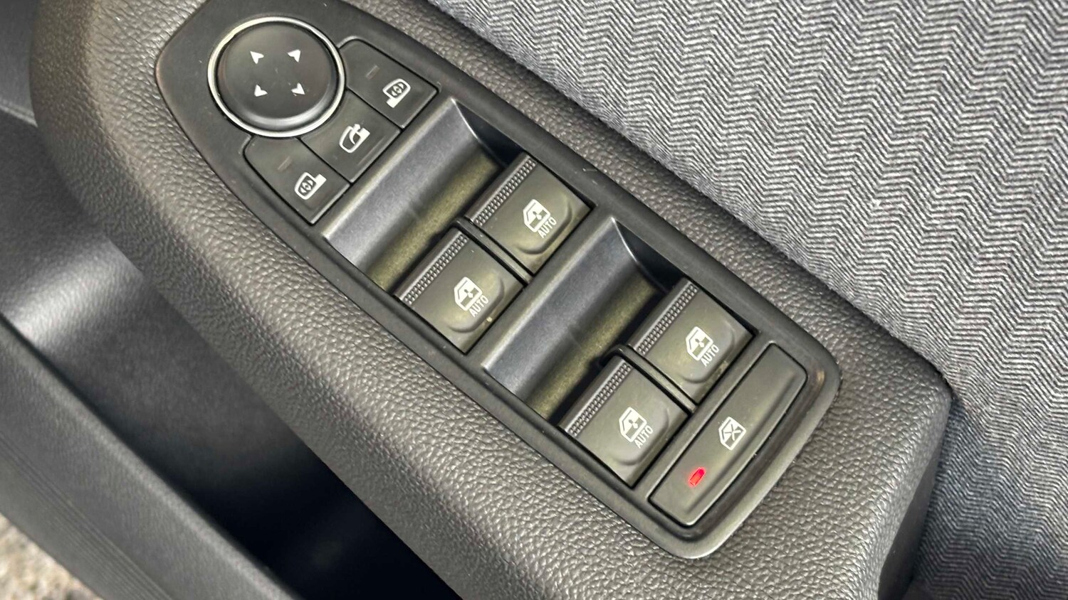 Used Renault Clio for sale - 77861578: Photo 24