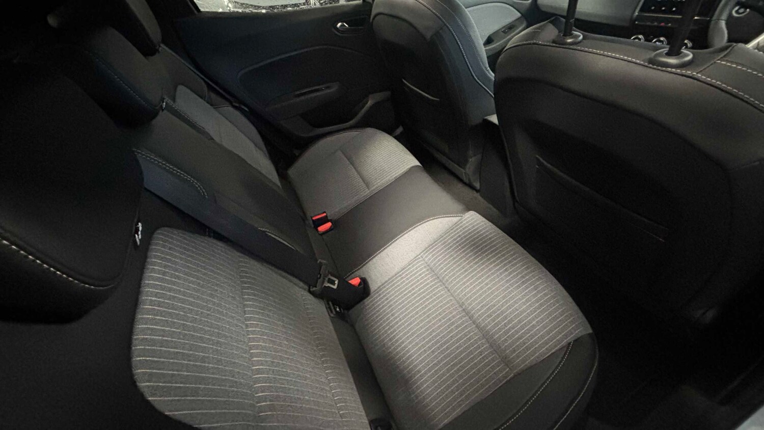 Used Renault Clio for sale - 77859942: Photo 8